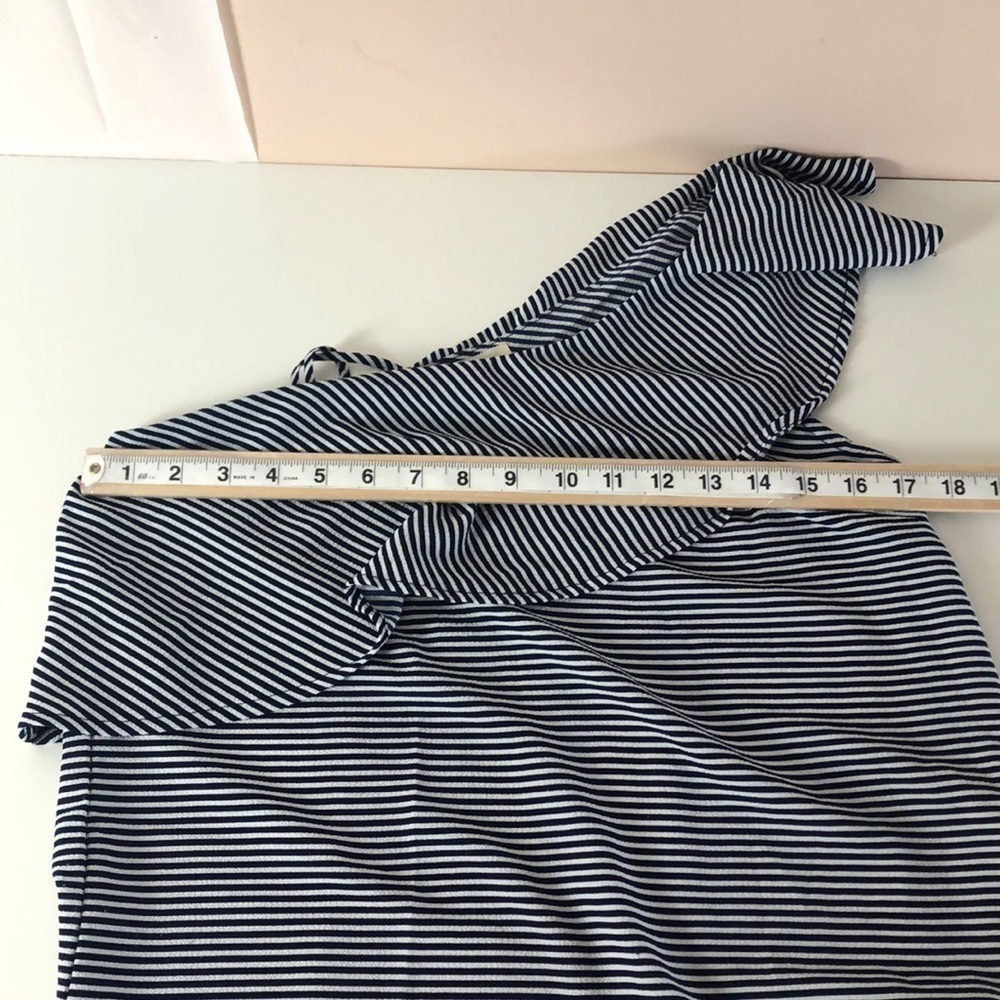 Monteau Shoulder Strap Blouse Medium - Picture 5 of 8